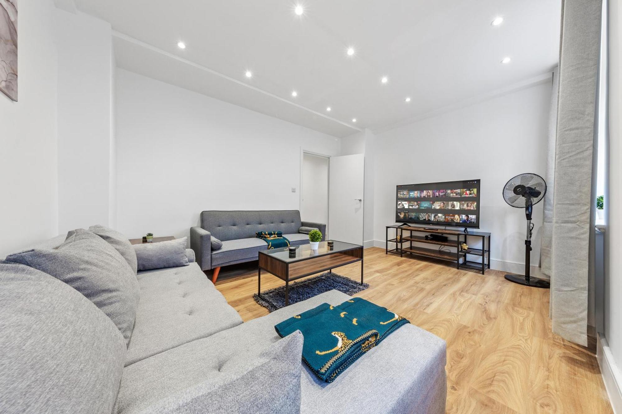 Modern Flat Near Hyde Park Appartamento