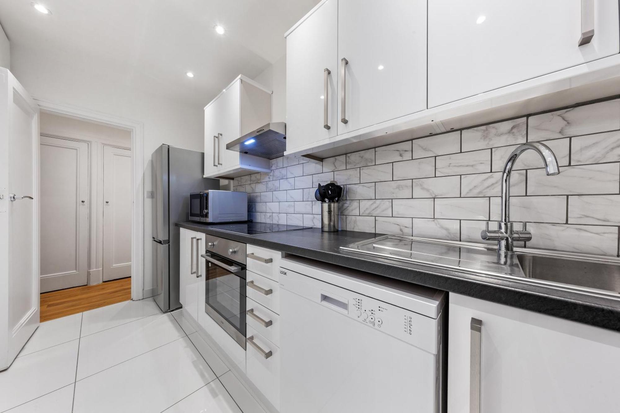 Modern Flat Near Hyde Park Londra